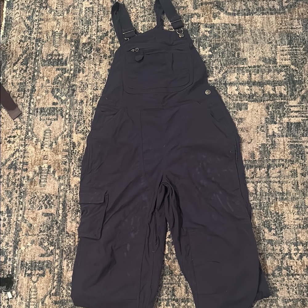 Duluth women’s heirloom gardening bib overalls